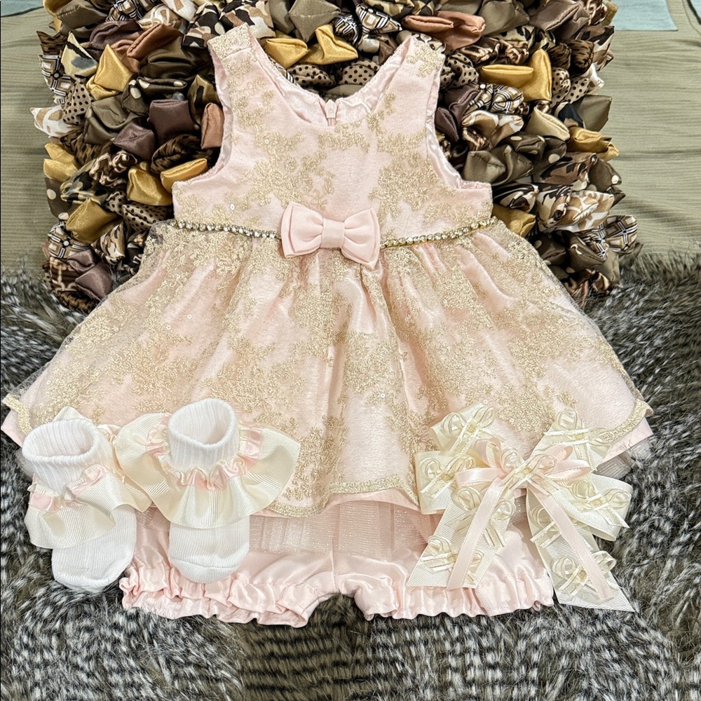 American Princess kids dress size 9 months & socks and bow price is firm
